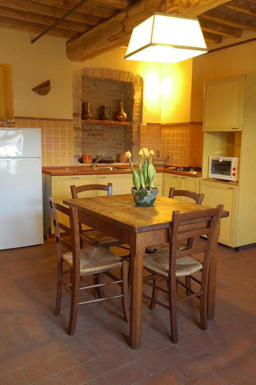 Agriturismo Podere La Marronaia San Gimignano Pokój zdjęcie